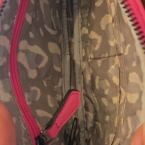 Aimee Kestenberg Vibrant Pink Crossbody Bag - Picture 6 of 6